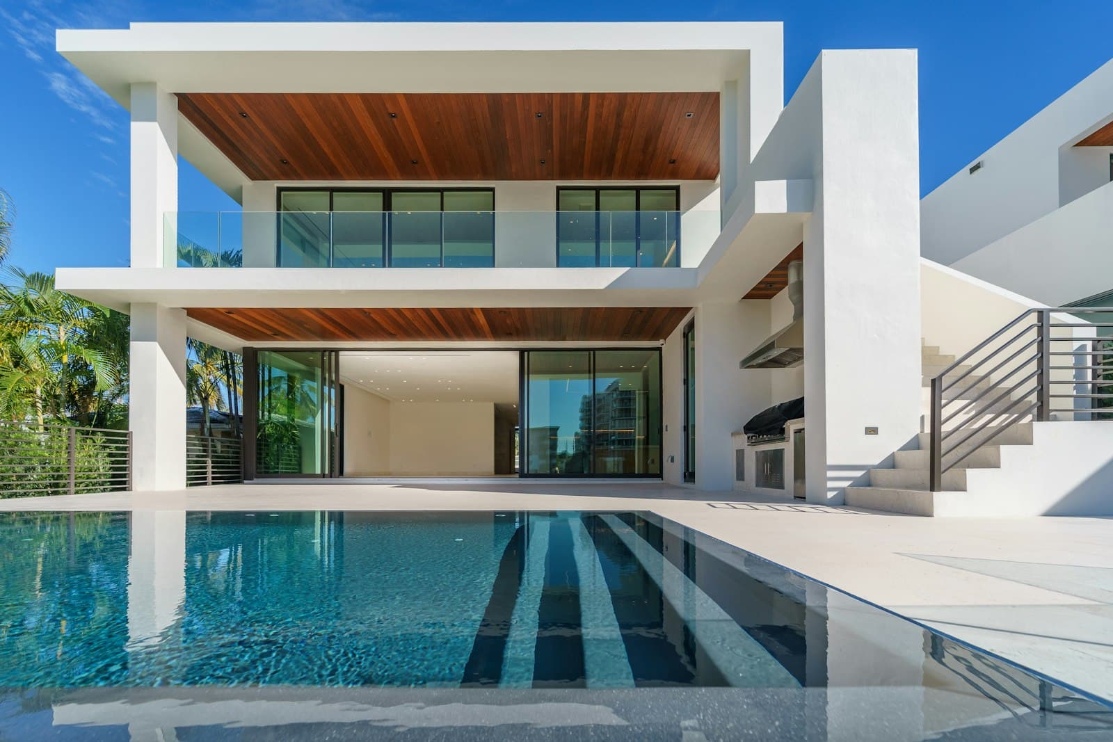 Verde Courtyard Villas thumbnail 3